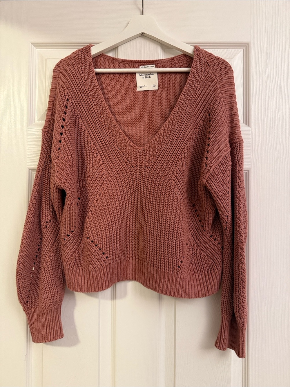 Abercrombie & Fitch Dusty Rose V-Neck Knit Sweater